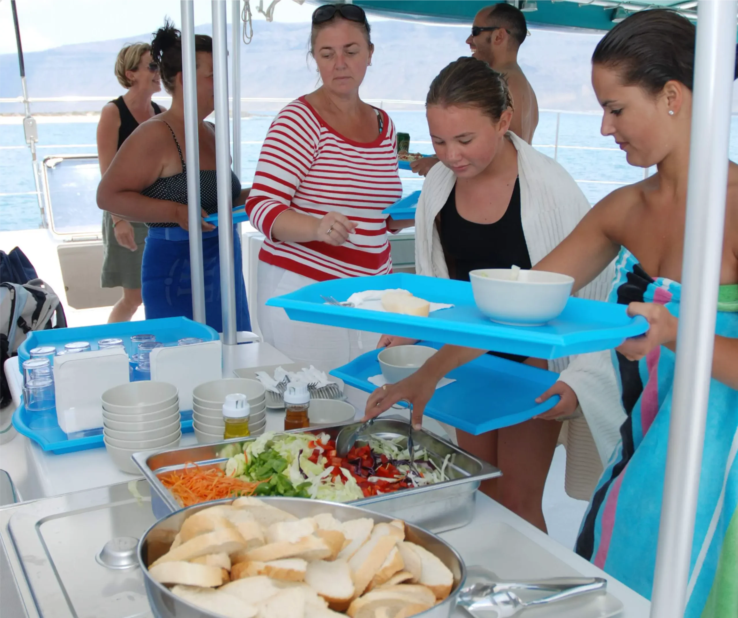 Almuerzo en Catamarán La Graciosa